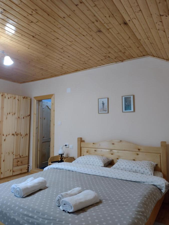 Novaci-Străini Casa Radu 아파트 외부 사진